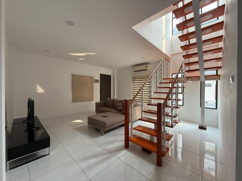 Brand New 3-Bedroom Townhouse for Rent at D'Everglades, Kuching